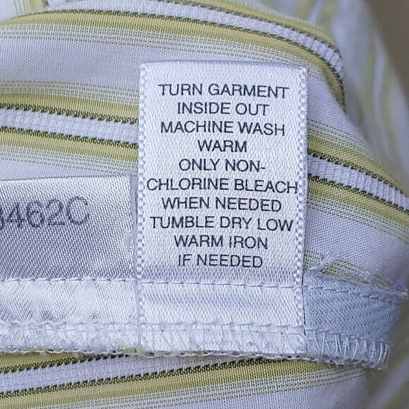 Ann Taylor Vneck Sleeveless Shirt - Picture 6 of 12